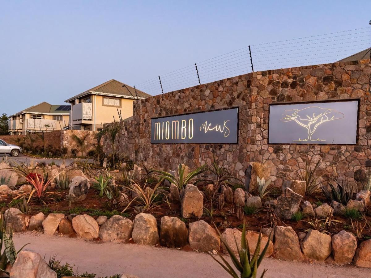 Apartamento Miombo Mews Victoria Falls Exterior foto