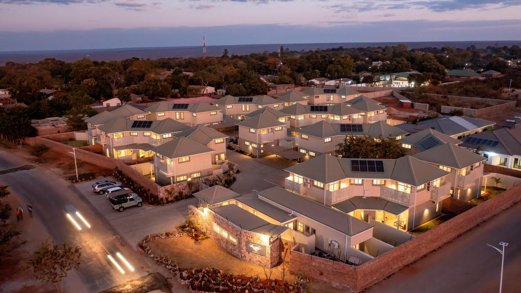 Apartamento Miombo Mews Victoria Falls Exterior foto